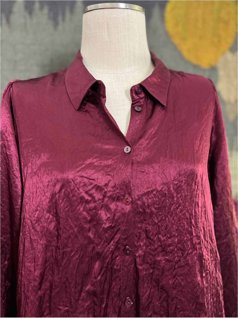 Esqualo Satin Bow Shirt 12 - Picture 12 of 16